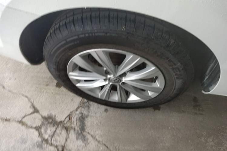 Used Volkswagen Bora 2018 1.5L Automatic Fashion Model Right Rear Wheel Hub