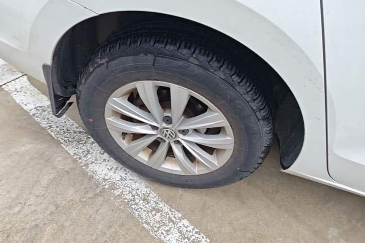 Used Volkswagen Bora 2018 1.5L Automatic Fashion Model Right Rear Wheel Hub