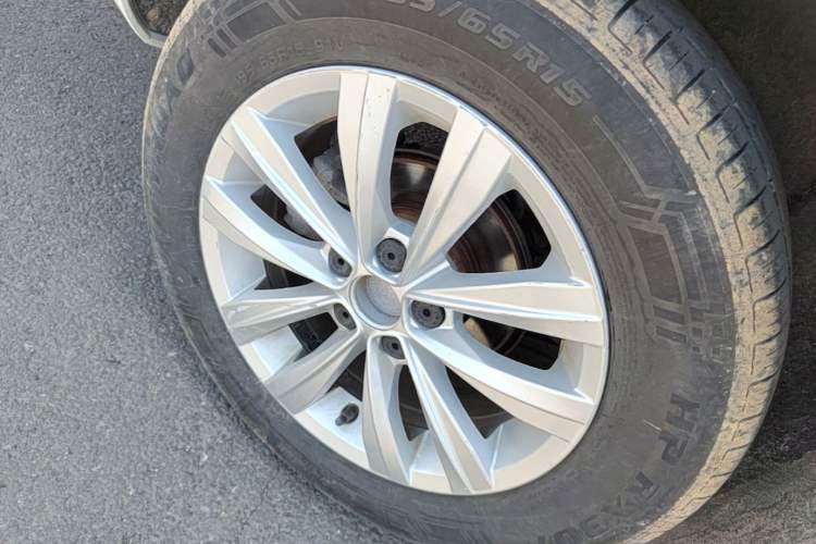 Used Volkswagen Bora 2018 1.5L Automatic Fashion Model Right Rear Wheel Hub