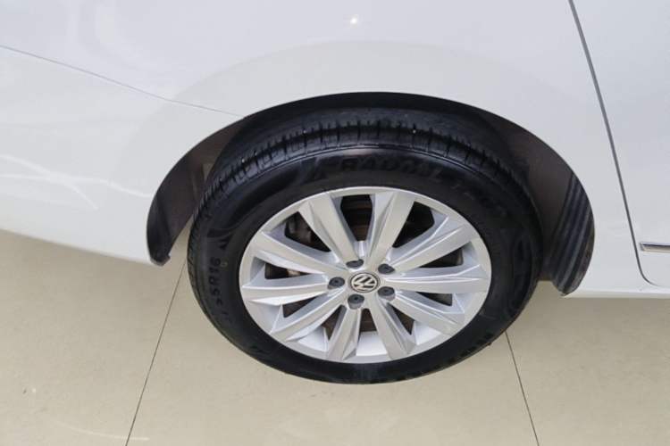 Used Volkswagen Bora 2018 1.5L Automatic Comfort Model Right Rear Wheel Hub