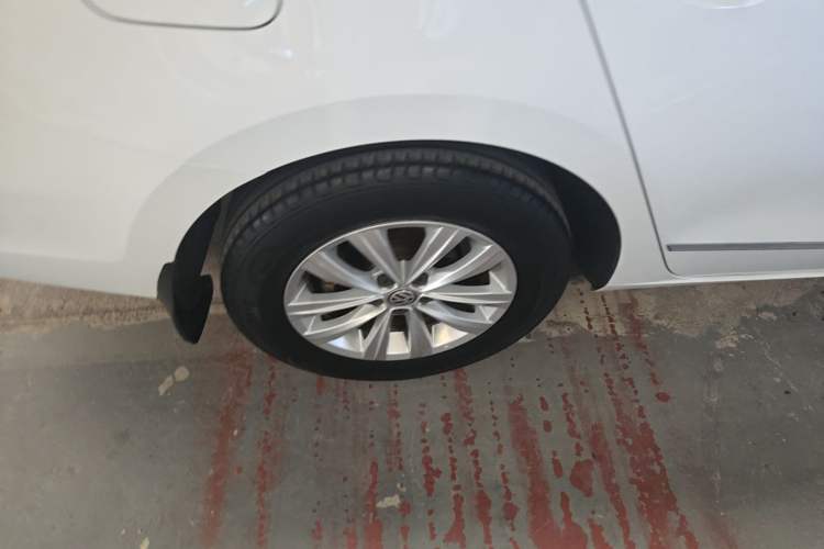 Used Volkswagen Bora 2018 1.5L Automatic Fashion Model Right Rear Wheel Hub