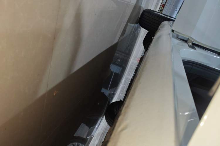Used Volkswagen Bora 2018 1.5L Manual Fashion Model Right Side Sill