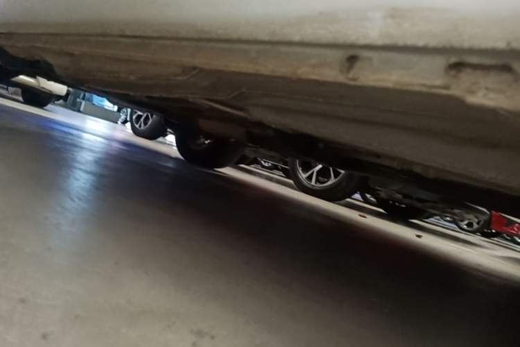 Used Volkswagen Bora 2018 1.5L Automatic Fashion Model Right Side Sill