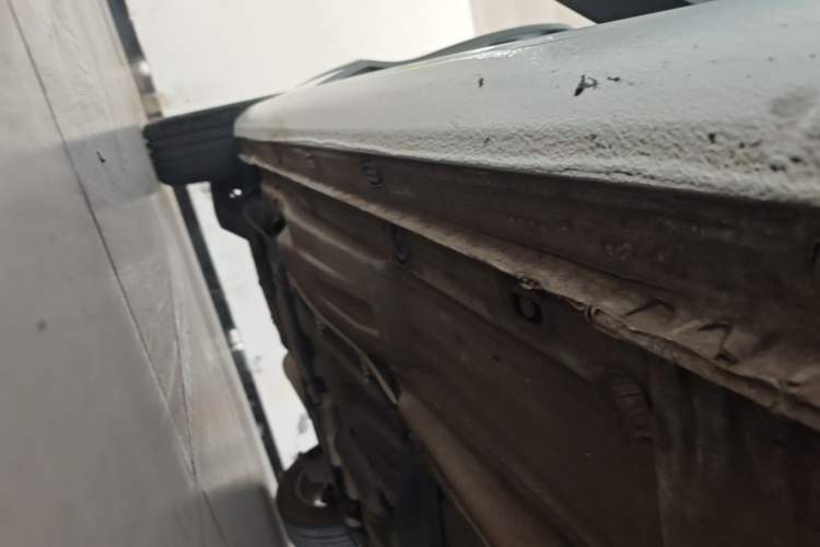 Used Volkswagen Bora 2018 1.5L Manual Comfort Model Right Side Sill