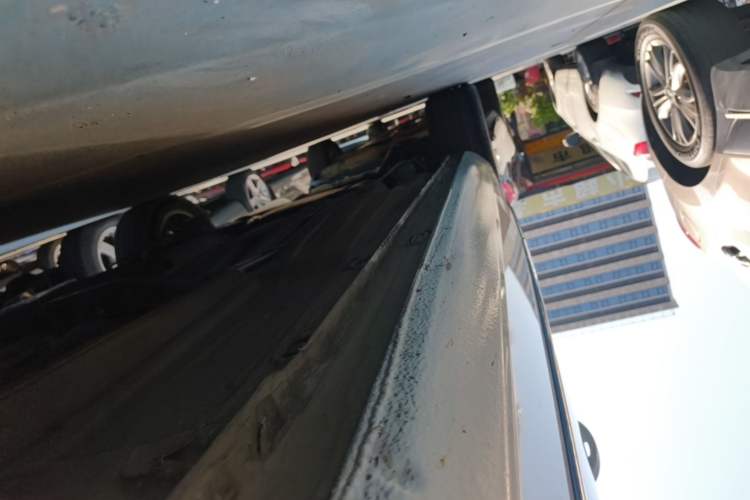 Used Volkswagen Bora 2018 1.5L Automatic Comfort Model Right Side Sill
