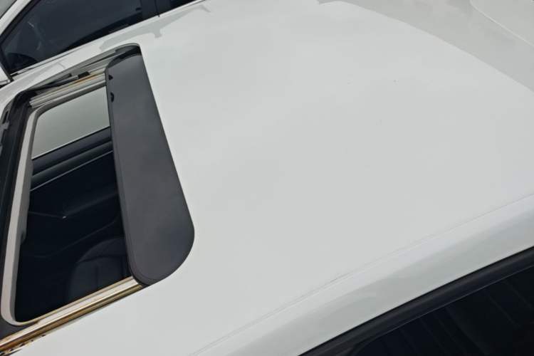 Used Volkswagen Bora 2018 230TSI DSG Comfort Model Roof