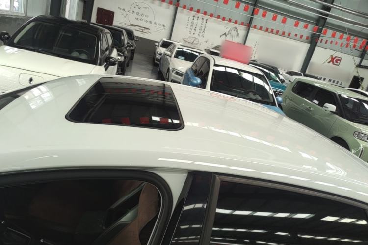 Used Volkswagen Bora 2018 1.5L Automatic Comfort Model Roof