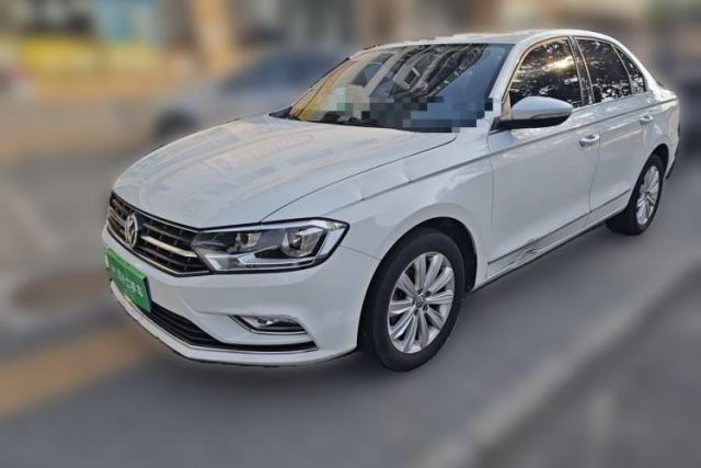 Volkswagen Bora 2018 230TSI DSG Comfort Model usado