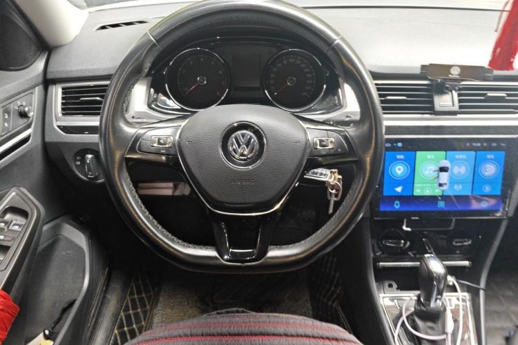 Used Volkswagen Bora 2018 1.5L Automatic Comfort Model Steering Wheel