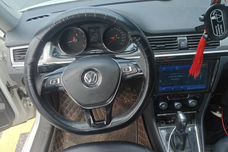Used Volkswagen Bora 2018 1.5L Automatic Comfort Model Steering Wheel