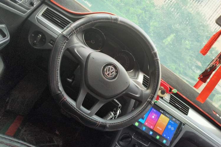 Used Volkswagen Bora 2018 1.5L Automatic Fashion Model Steering Wheel
