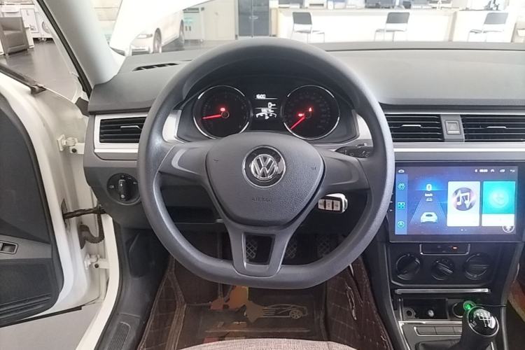 Used Volkswagen Bora 2018 1.5L Manual Fashion Model Steering Wheel