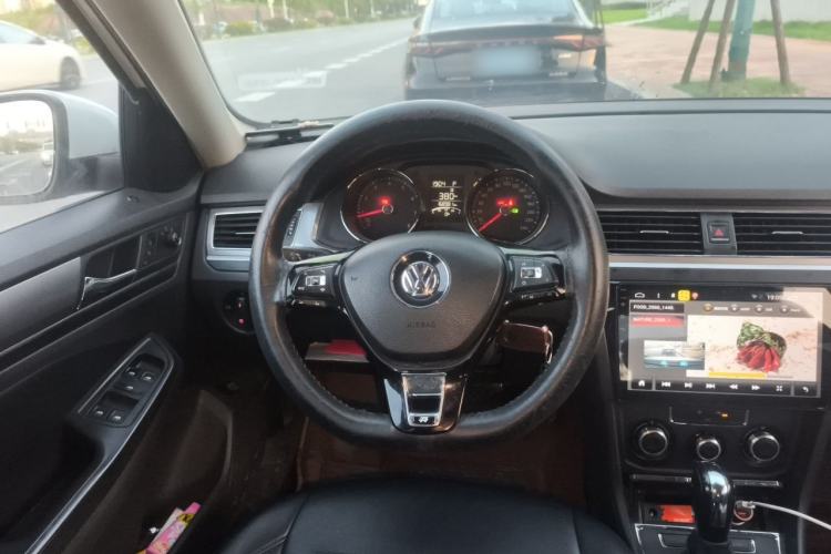Used Volkswagen Bora 2018 1.5L Automatic Fashion Model Steering Wheel