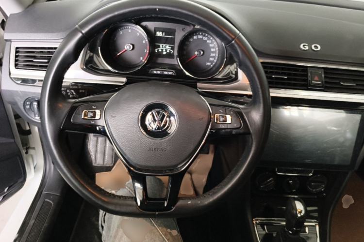 Used Volkswagen Bora 2018 1.5L Automatic Comfort Model Steering Wheel