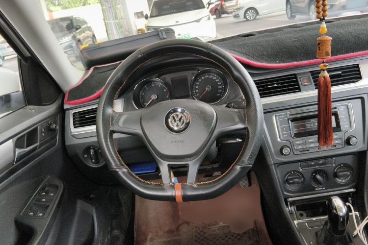 Used Volkswagen Bora 2018 1.5L Automatic Fashion Model Steering Wheel