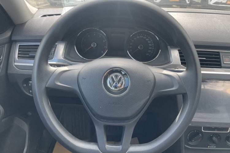 Used Volkswagen Bora 2018 1.5L Manual Fashion Model Steering Wheel