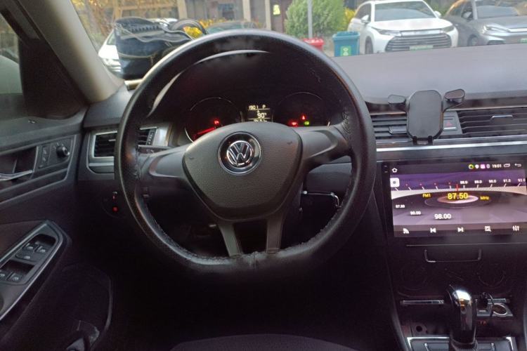 Used Volkswagen Bora 2018 1.5L Automatic Fashion Model Steering Wheel