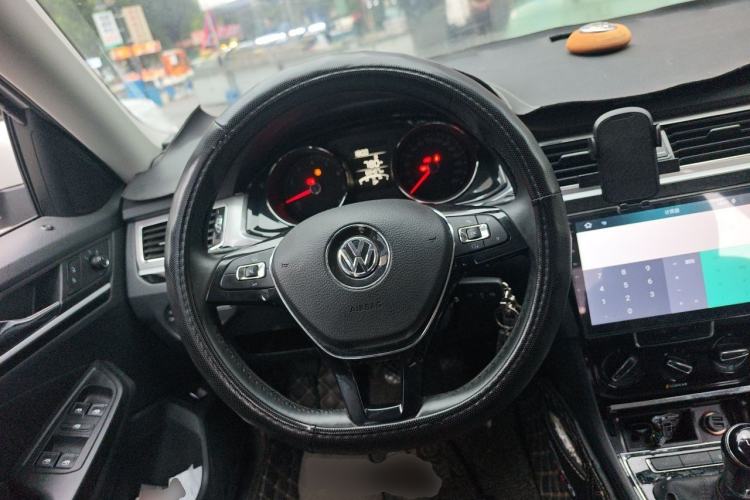 Used Volkswagen Bora 2018 1.5L Manual Comfort Model Steering Wheel