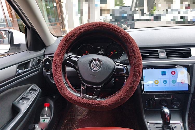 Used Volkswagen Bora 2018 1.5L Automatic Fashion Model Steering Wheel