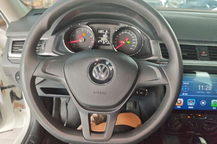 Used Volkswagen Bora 2018 1.5L Automatic Fashion Model Steering Wheel