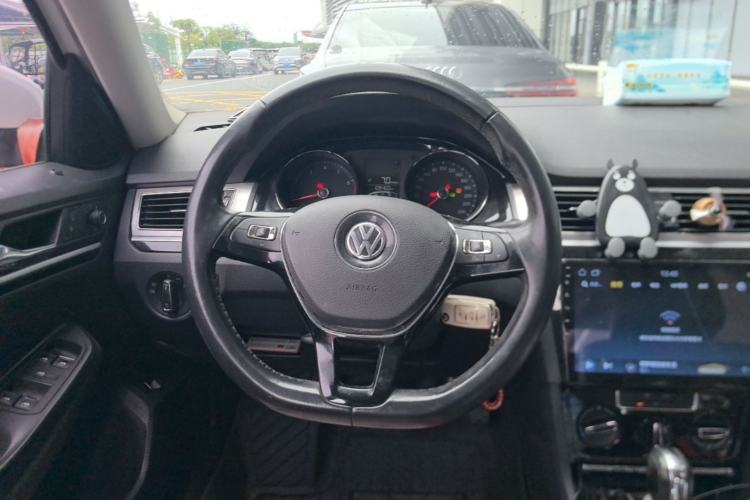 Used Volkswagen Bora 2018 1.5L Automatic Comfort Model Steering Wheel