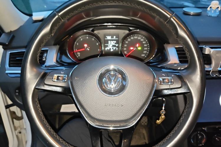 Used Volkswagen Bora 2018 230TSI DSG Comfort Model Steering Wheel