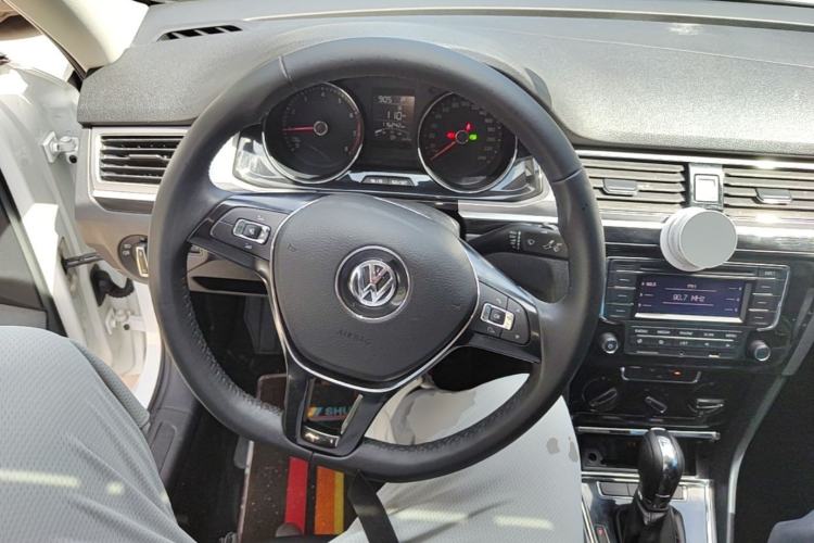 Used Volkswagen Bora 2018 1.5L Automatic Comfort Model Steering Wheel