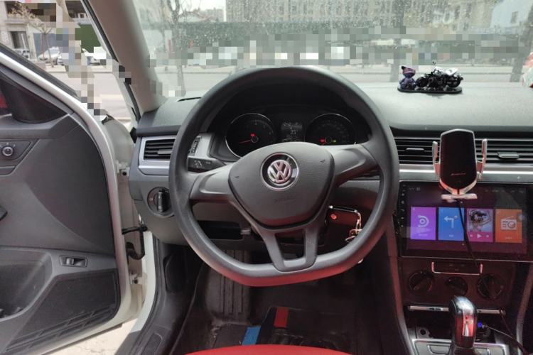 Used Volkswagen Bora 2018 1.5L Automatic Fashion Model Steering Wheel