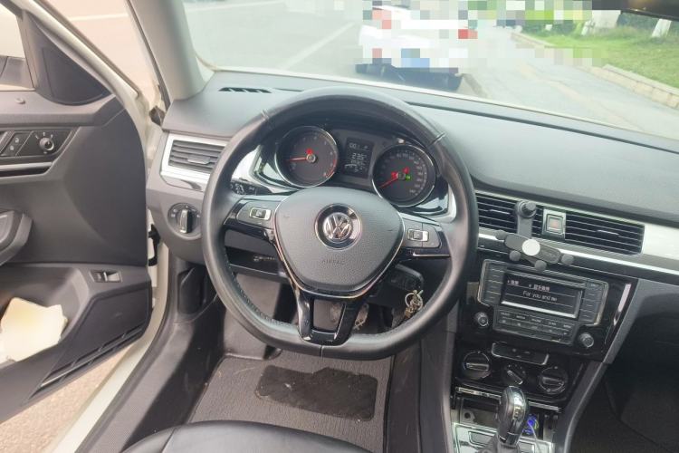 Used Volkswagen Bora 2018 1.5L Automatic Comfort Model Steering Wheel