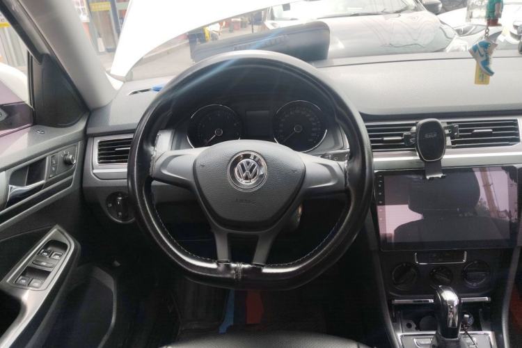 Used Volkswagen Bora 2018 1.5L Automatic Fashion Model Steering Wheel