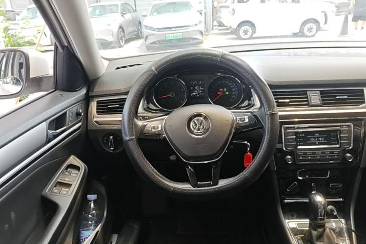 Used Volkswagen Bora 2018 1.5L Automatic Comfort Model Steering Wheel