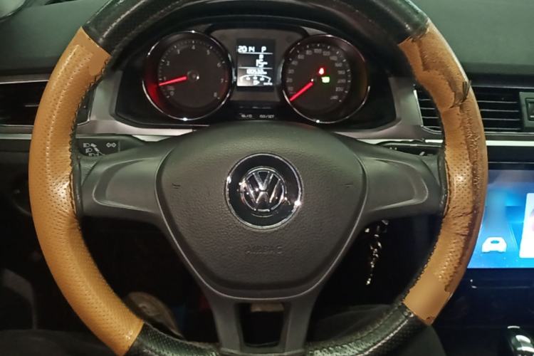Used Volkswagen Bora 2018 1.5L Automatic Fashion Model Steering Wheel