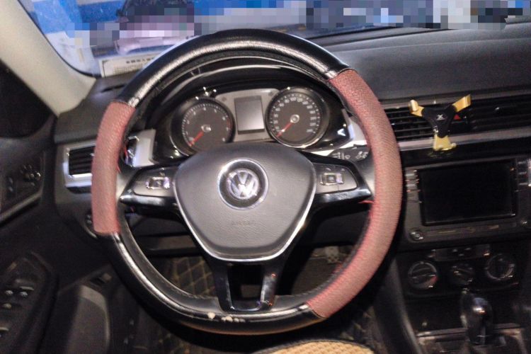 Used Volkswagen Bora 2018 1.5L Automatic Comfort Model Steering Wheel