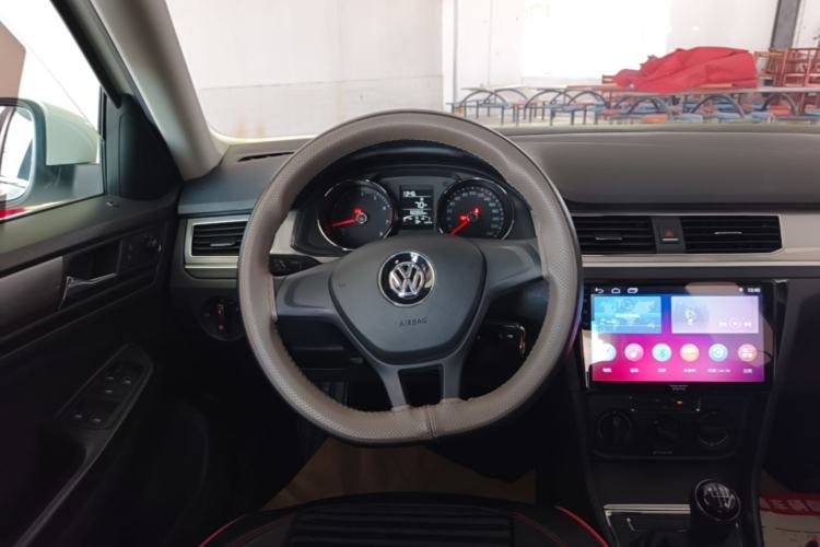 Used Volkswagen Bora 2018 1.5L Manual Fashion Model Steering Wheel