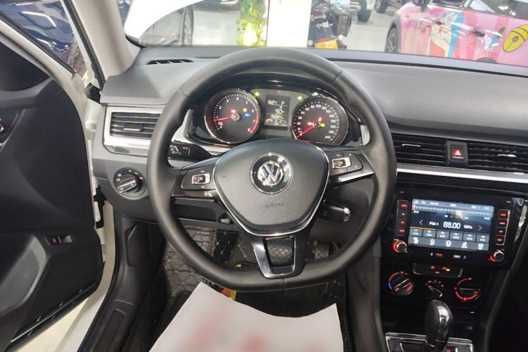 Used Volkswagen Bora 2018 1.5L Automatic Comfort Model Steering Wheel