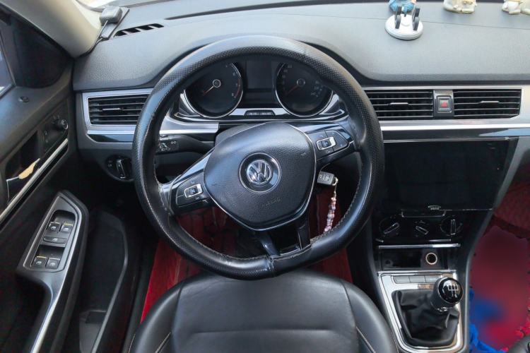Used Volkswagen Bora 2018 1.5L Manual Comfort Model Steering Wheel
