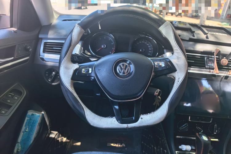 Used Volkswagen Bora 2018 1.5L Automatic Comfort Model Steering Wheel