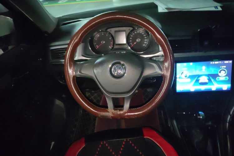 Used Volkswagen Bora 2018 1.5L Automatic Fashion Model Steering Wheel