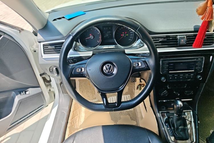 Used Volkswagen Bora 2018 1.5L Automatic Comfort Model Steering Wheel