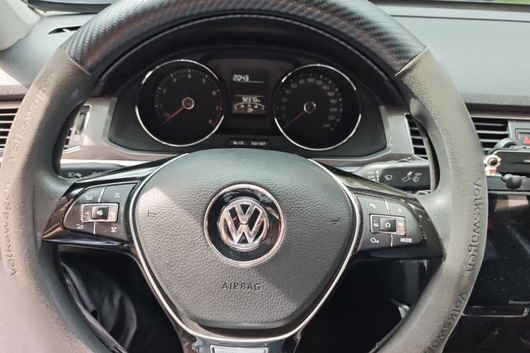 Used Volkswagen Bora 2018 1.5L Automatic Fashion Model Steering Wheel