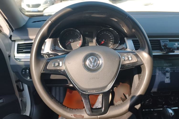 Used Volkswagen Bora 2018 1.5L Automatic Comfort Model Steering Wheel