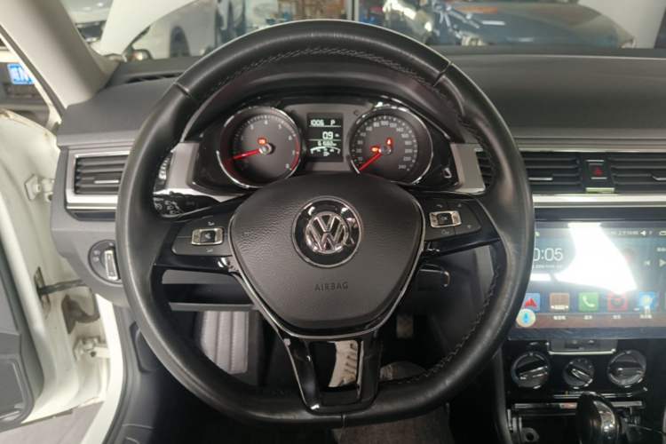 Used Volkswagen Bora 2018 1.5L Automatic Comfort Model Steering Wheel