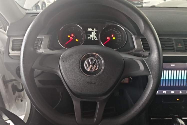 Used Volkswagen Bora 2018 1.5L Automatic Fashion Model Steering Wheel
