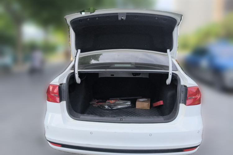 Used Volkswagen Bora 2018 1.5L Automatic Fashion Model Trunk