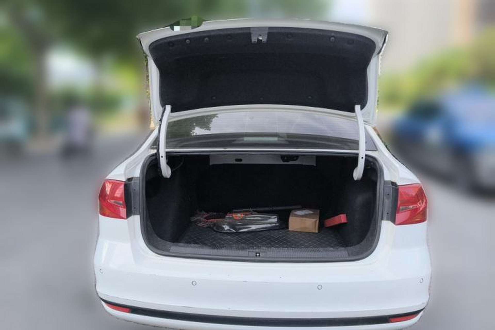 Used Volkswagen Bora 2018 1.5L Automatic Fashion Model Trunk