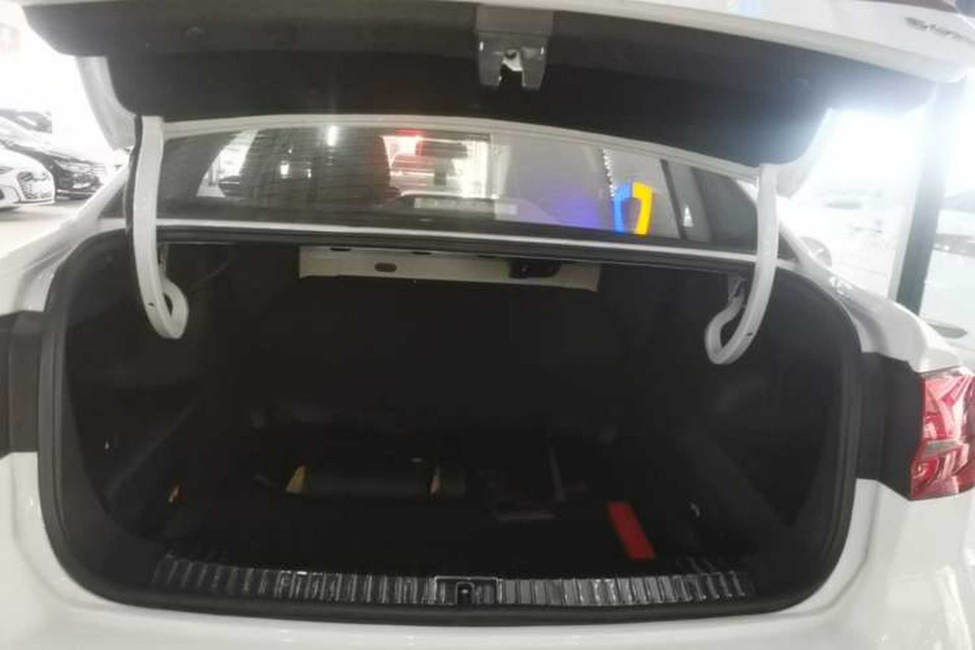 Used Volkswagen Bora 2018 1.5L Automatic Fashion Model Trunk