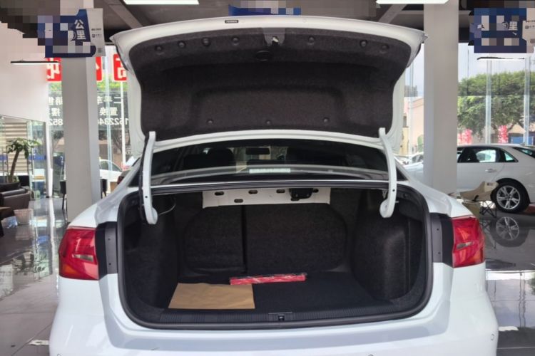 Used Volkswagen Bora 2018 1.5L Automatic Comfort Model Trunk