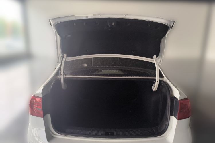 Used Volkswagen Bora 2018 1.5L Automatic Fashion Model Trunk