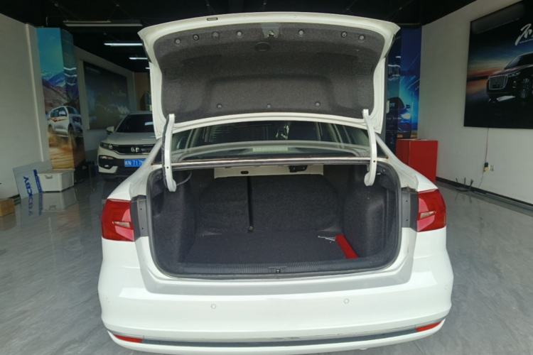 Used Volkswagen Bora 2018 1.5L Automatic Comfort Model Trunk