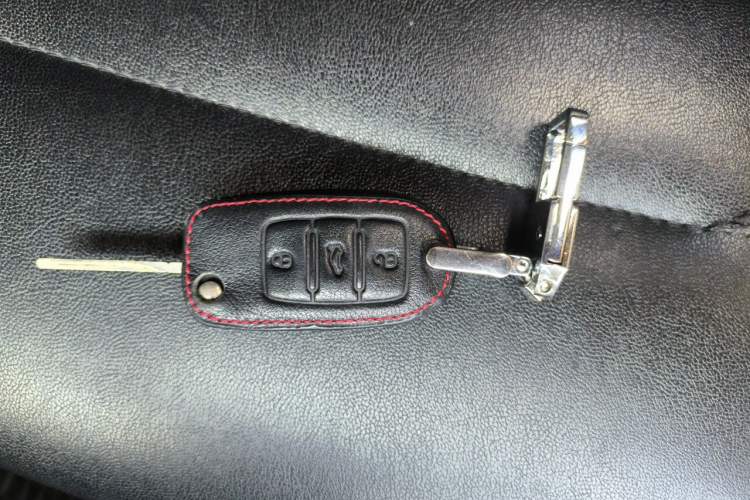 Used Volkswagen Bora 2018 1.5L Automatic Fashion Model Vehicle Key
